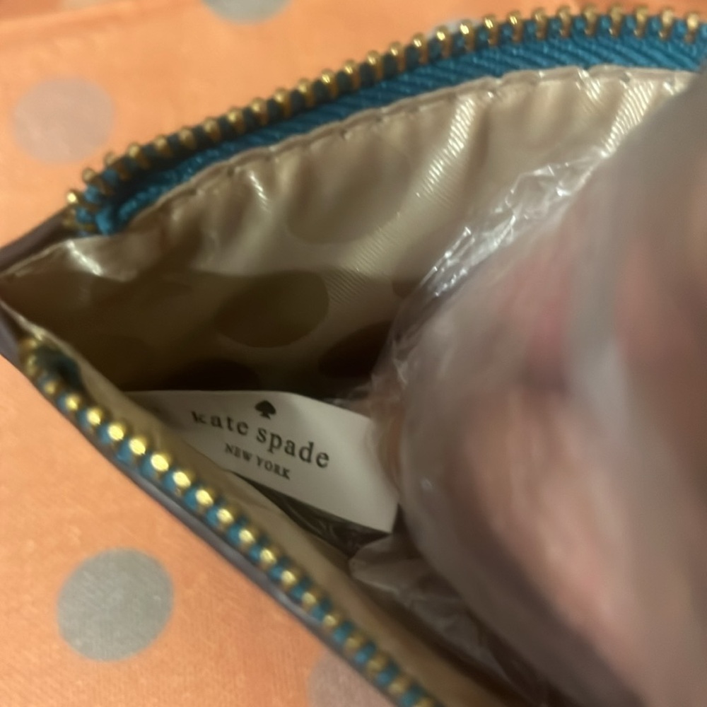 Kate Spade Wristlet - Picture 6 of 7